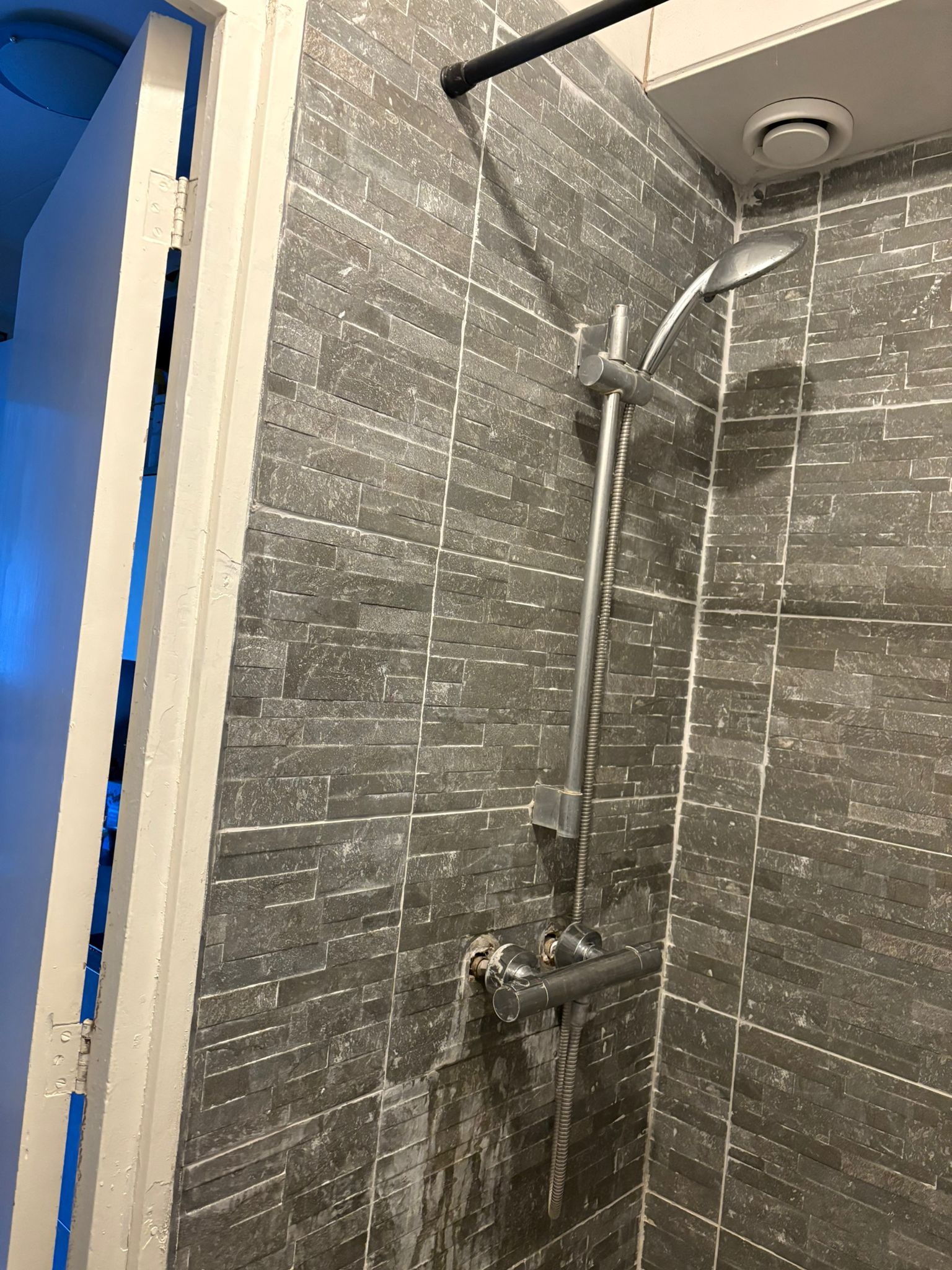 Douche lekkage verholpen