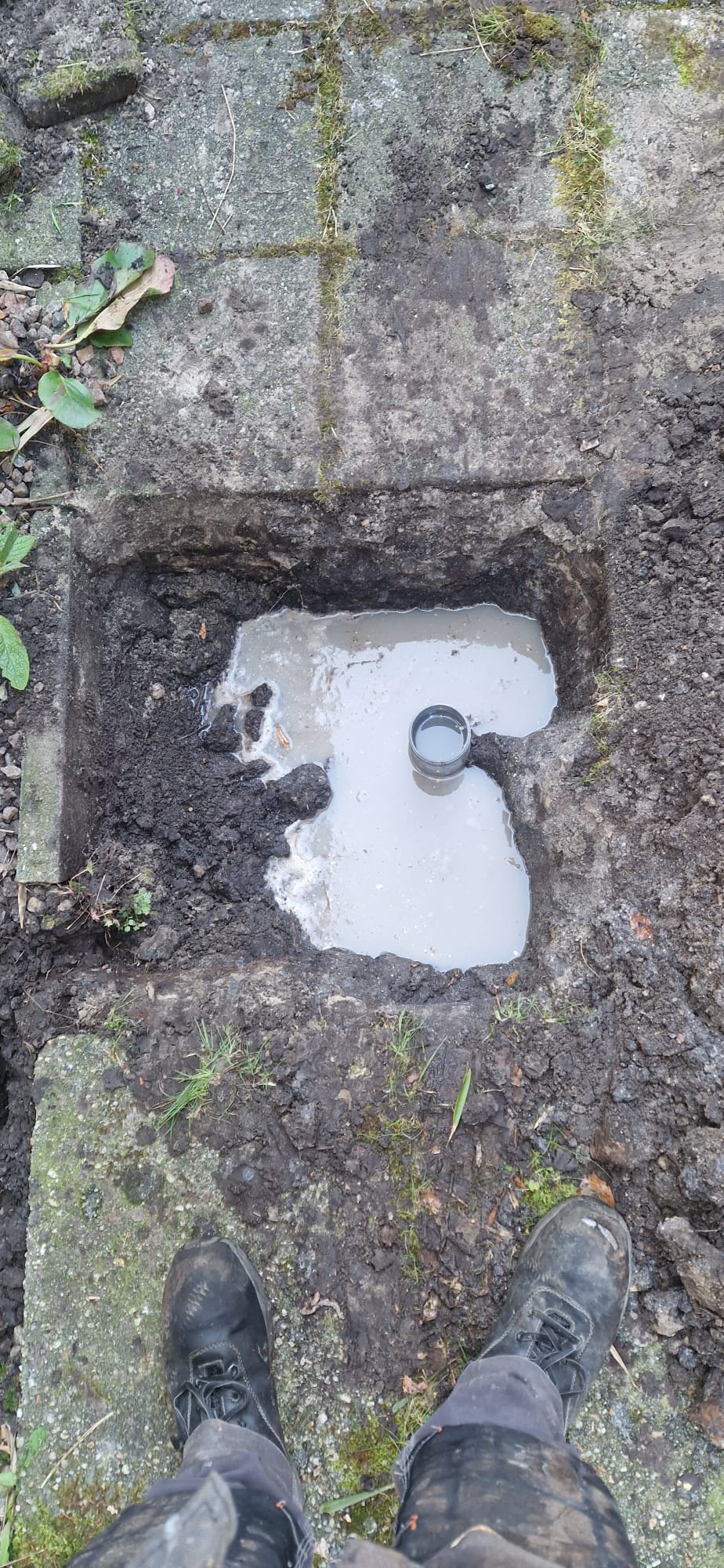 Verstopping en lekkende afvoer Zuiderburen Leeuwarden
